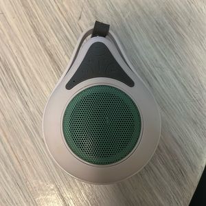 Wireless speaker
